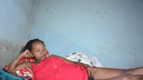 malinah01 online show from October 8, 3:40 pm