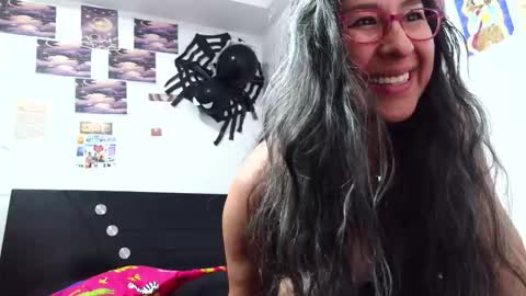 Malishka  online show from October 16, 3:28 am