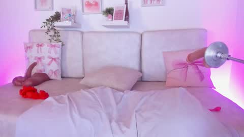 Malka online show from December 4, 8:41 pm