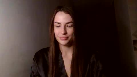 MandiBrooks online show from October 18, 7:18 pm