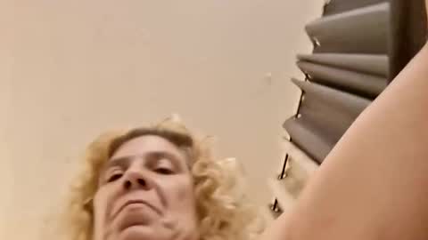 mindy22 online show from April 13, 6:06 am