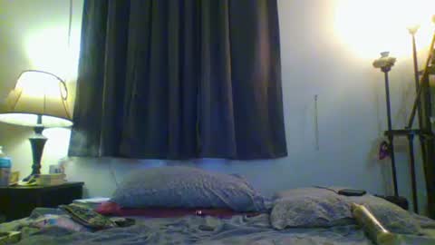Snapshot of mandilube39 chatting on October 6, 8:37 pm mindy22 online show from October 6, 8:37 pm