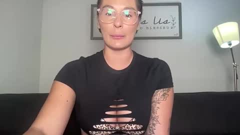 Mandy online show from November 5, 2:24 am