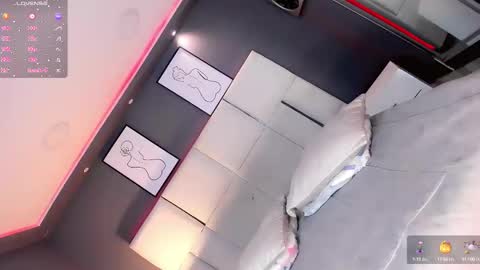 manellyksparklee online show from October 15, 9:15 pm