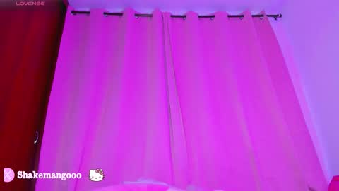 Snapshot of mangoshake_ chatting on October 19, 3:44 am Manguito online show from October 19, 3:44 am