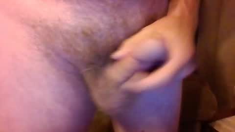 Manhere1973 online show from December 3, 10:10 pm