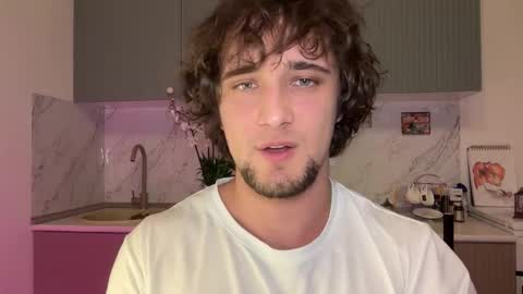 Snapshot of manolein chatting on October 17, 10:14 pm manolein online show from October 17, 10:14 pm