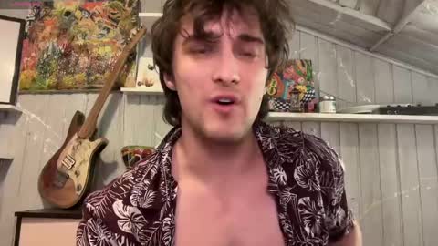 Snapshot of manolein chatting on March 3, 12:26 am manolein online show from March 3, 12:26 am