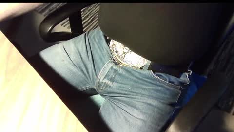 manswed online show from December 31, 1:08 pm