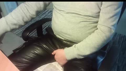 manswed online show from February 13, 8:17 am