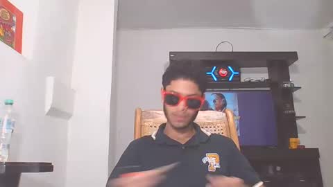 Manuel RL online show from March 3, 7:28 pm