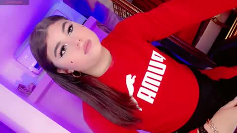 Manuela Kingsley online show from December 20, 11:50 am