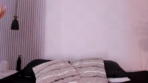 Manu online show from April 6, 11:33 am