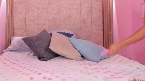 Manu Isaza online show from April 23, 8:43 pm