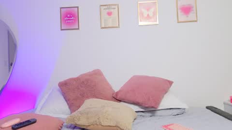     online show from February 26, 2:30 am