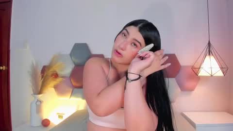Snapshot of mararosenthal chatting on October 7, 11:39 am MaraRosenthal online show from October 7, 11:39 am