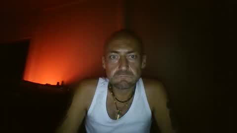 Snapshot of marc_cereza chatting on October 17, 6:39 am marc_cereza online show from October 17, 6:39 am