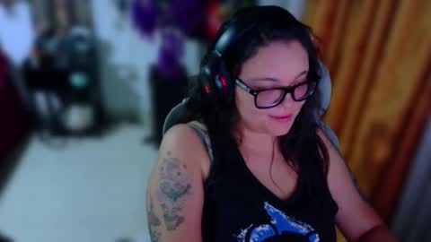 Snapshot of marcela2101s chatting on September 16, 12:56 am marcela2101s online show from September 16, 12:56 am