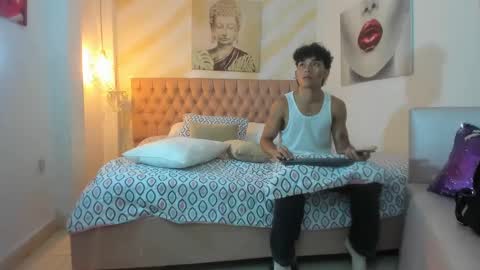 ruy  jex online show from October 13, 3:19 am