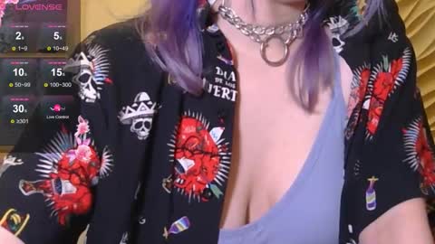 Snapshot of marci_n chatting on October 3, 9:56 pm marci_n online show from October 3, 9:56 pm