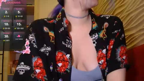 Snapshot of marci_n chatting on October 2, 9:46 pm marci_n online show from October 2, 9:46 pm