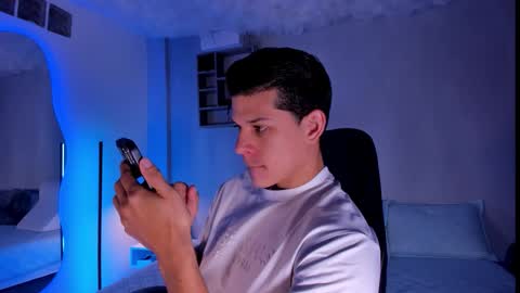 Marco Sullivan online show from October 28, 12:17 pm