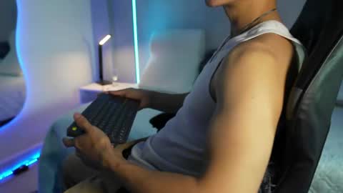 Marco Sullivan online show from April 8, 12:19 pm