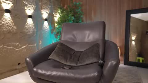 Marco and Ethan online show from February 28, 4:49 am