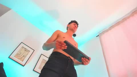 marcus_fire online show from March 8, 7:09 pm