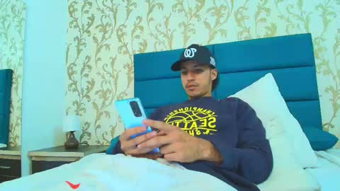 Snapshot of marcus_jeron chatting on September 27, 5:16 am marcus_jeron online show from September 27, 5:16 am
