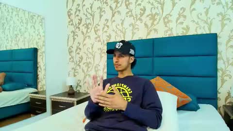 Snapshot of marcus_jeron chatting on September 26, 5:04 am marcus_jeron online show from September 26, 5:04 am