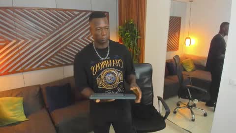 Marcusssss online show from March 6, 11:36 am