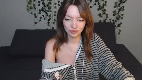 Snapshot of marcykink chatting on October 17, 4:11 pm Marcella online show from October 17, 4:11 pm