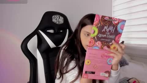 Maria online show from November 21, 7:12 pm