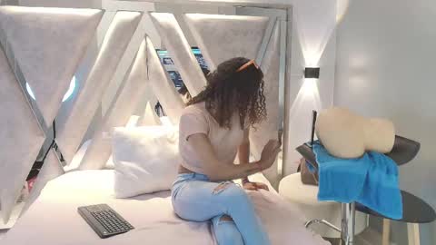 Snapshot of marfilastrom chatting on September 16, 7:50 pm marfilastrom online show from September 16, 7:50 pm