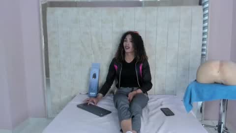 Snapshot of marfilastrom chatting on October 20, 8:03 pm marfilastrom online show from October 20, 8:03 pm