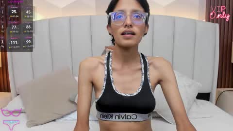 Aitana online show from January 8, 1:55 am