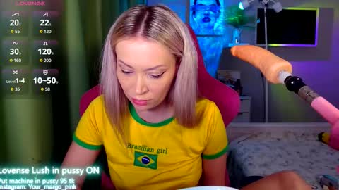 Snapshot of margohotty chatting on October 31, 4:13 am Margo for you   online show from October 31, 4:13 am