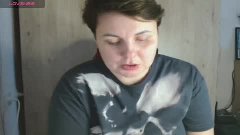 Snapshot of mari_77777 chatting on October 20, 7:57 am Mari online show from October 20, 7:57 am
