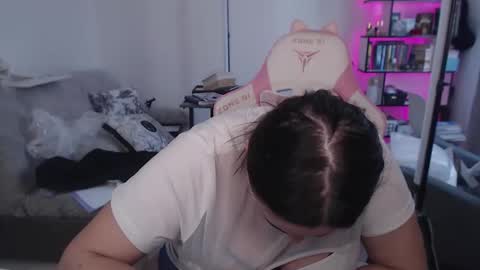 mari moore online show from February 12, 8:51 am