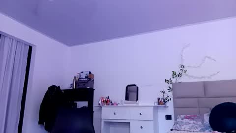 maria441958 online show from November 14, 8:33 pm