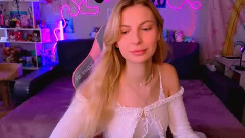 Snapshot of maria_hunt chatting on September 25, 5:14 am Maria online show from September 25, 5:14 am