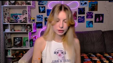 Snapshot of maria_hunt chatting on December 3, 3:26 am Maria online show from December 3, 3:26 am