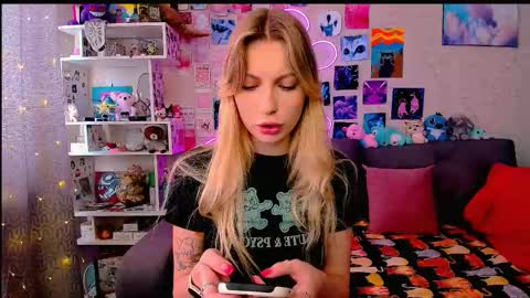 Snapshot of maria_hunt chatting on February 21, 4:29 am Maria online show from February 21, 4:29 am