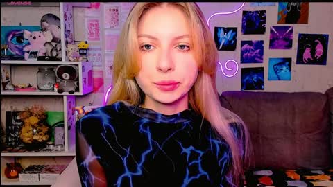 Snapshot of maria_hunt chatting on December 11, 2:52 am Maria online show from December 11, 2:52 am