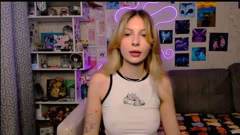 Snapshot of maria_hunt chatting on December 5, 3:31 am Maria online show from December 5, 3:31 am