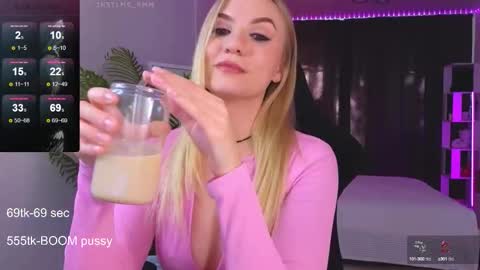 Snapshot of maria_shy_lii chatting on October 2, 6:56 am maria_shy_lii online show from October 2, 6:56 am