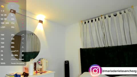 mariadanielasanchez online show from October 15, 1:09 am