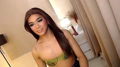 Snapshot of mariah_clara chatting on October 7, 7:15 am mariah_clara online show from October 7, 7:15 am