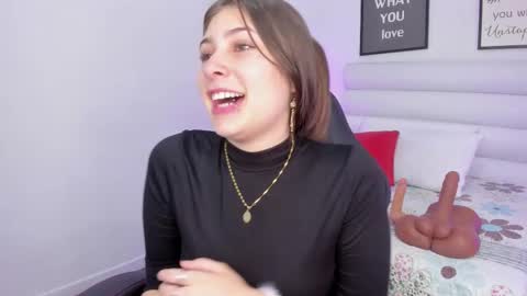 Snapshot of mariam_scott18 chatting on March 7, 7:27 pm Mariam online show from March 7, 7:27 pm